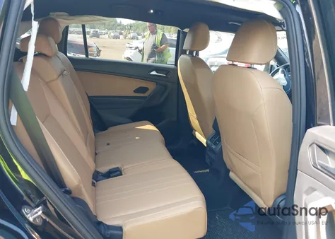 2022 Volkswagen Tiguan 2.0T Se z USA, uszkodzony, nr VIN 3VV2B7AXXNM060140